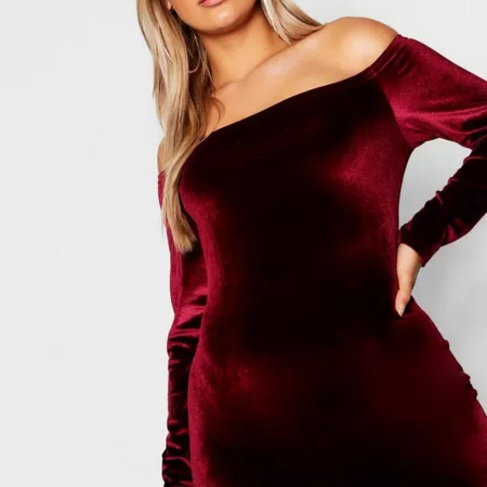 NWT BooHoo Bardot Bodycon Midi Dress Off Shoulder